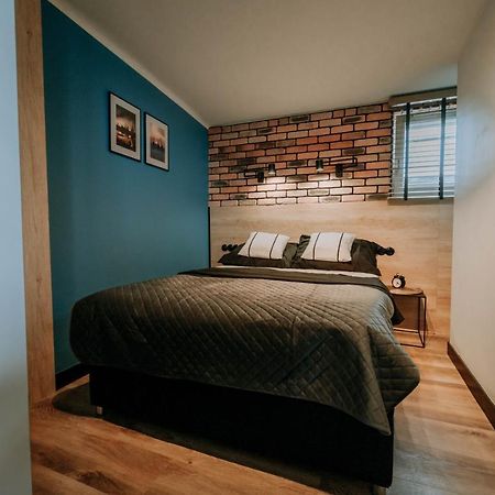 Apartamento Mini Loft Na Dachu Szczecin Exterior foto